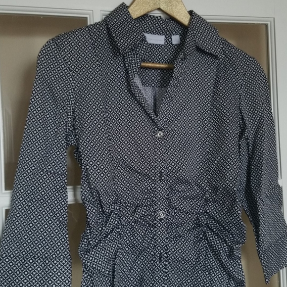 Breezy Blouse - Picture 3 of 4